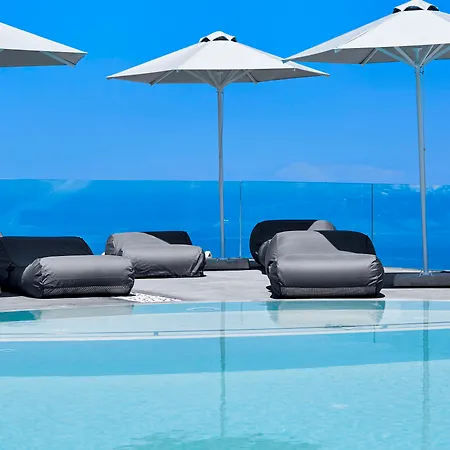 Aperanto Oia (Santorini)